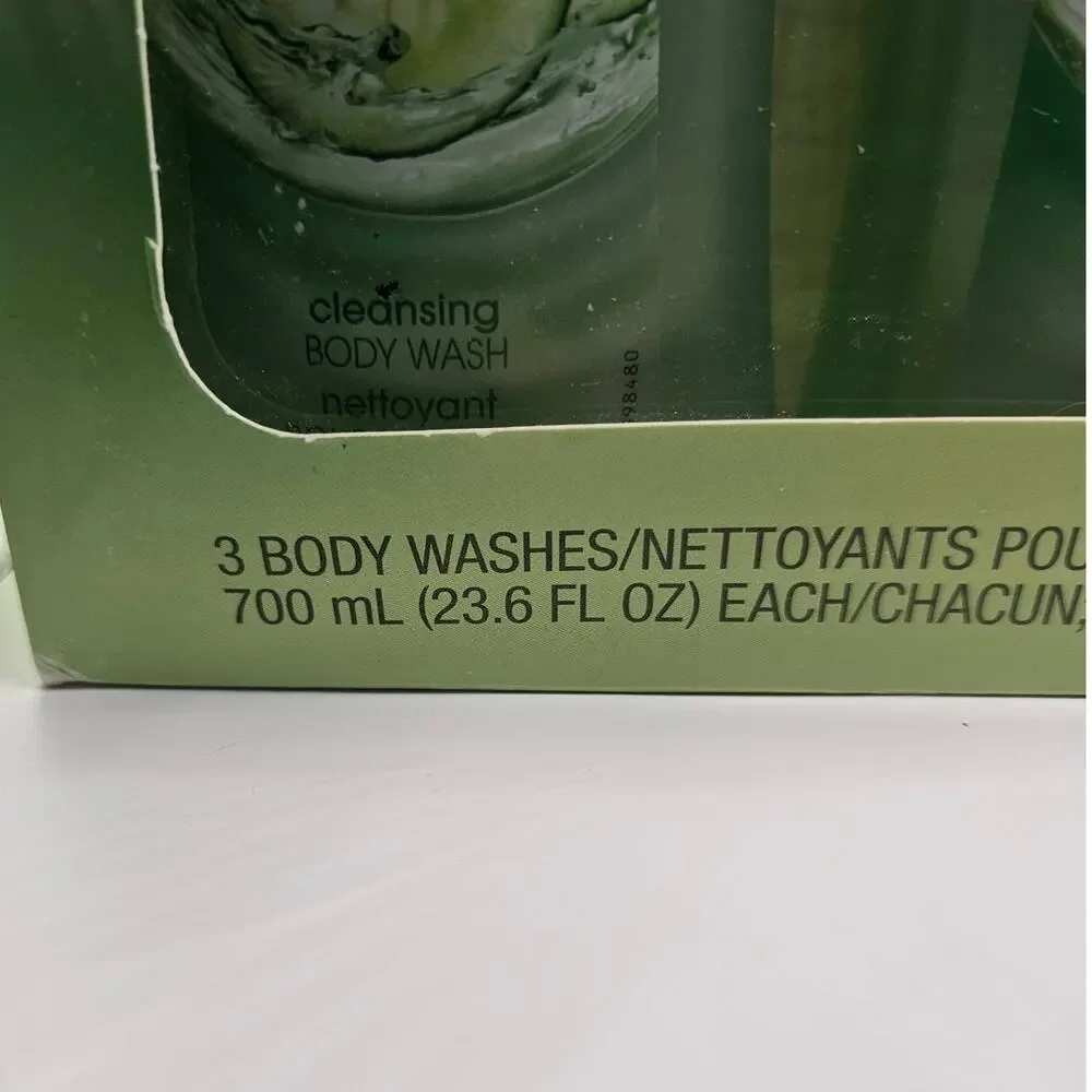 3 Bottles Olay Soothing Cucumber Cleansing Body‎ Wash 23.6oz each